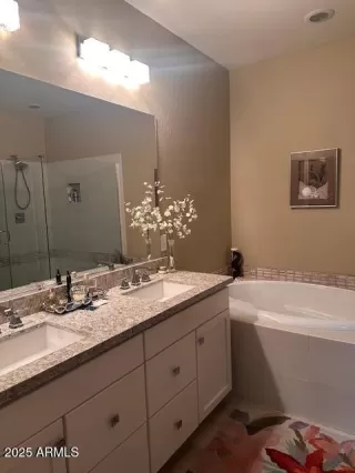 Photo #5: 6945071 Listing 