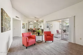 Photo #1: 6945192 Listing 