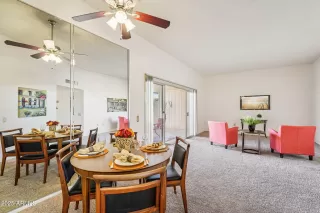 Photo #4: 6945192 Listing 