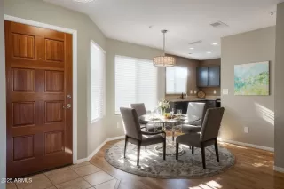 Photo #5: 6945210 Listing 