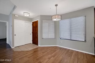 Photo #6: 6945210 Listing 