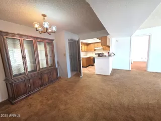 Photo #4: 6945256 Listing 