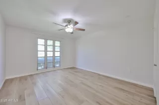 Photo #3: 6945268 Listing 