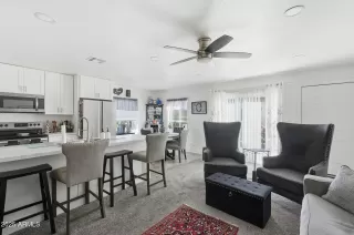 Photo #5: 6945274 Listing 