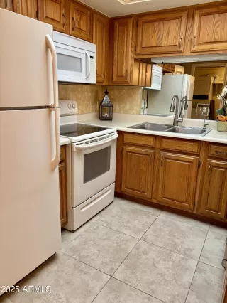 Primary Photo for MLS#: 6945582