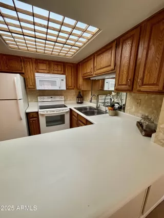 Photo #4: 6945582 Listing 