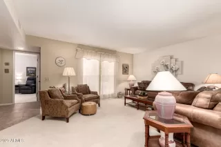 Photo #5: 6945607 Listing 