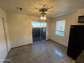 Photo #4: 6945616 Listing