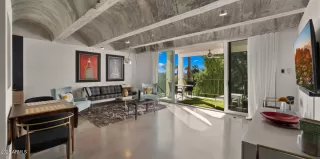 Photo #1: 6945648 Listing 