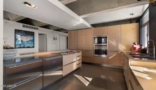 Photo #5: 6945648 Listing 