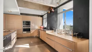 Photo #6: 6945648 Listing 