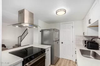 Photo #4: 6945683 Listing 