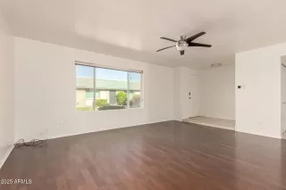 Photo #3: 6945733 Listing 