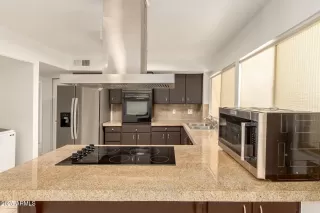 Photo #6: 6945733 Listing 