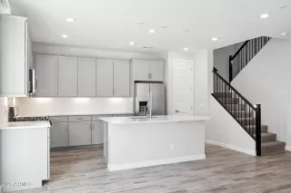 Photo #4: 6945847 Listing 