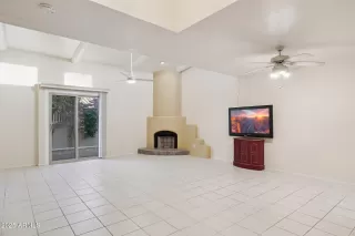 Photo #2: 6945974 Listing 