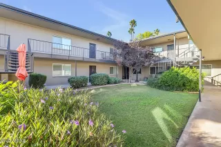 More Details about MLS # 6945995 : 6530 N 12TH STREET#13