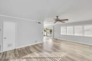 Photo #2: 6945995 Listing 