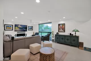 Photo #4: 6946055 Listing 