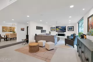 Photo #5: 6946055 Listing 