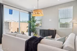 Photo #1: 6946246 Listing