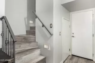 Photo #2: 6946265 Listing