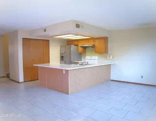 Photo #2: 6946295 Listing