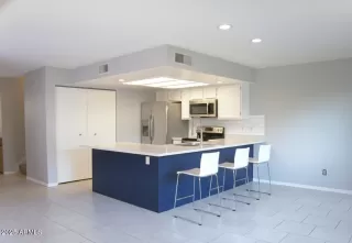 Photo #3: 6946295 Listing