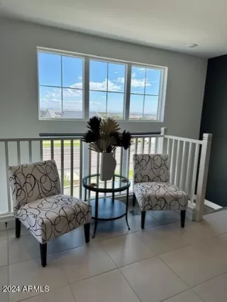 Photo #5: 6946373 Listing