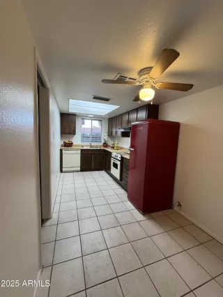 Photo #6: 6946411 Listing 