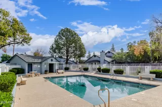 Photo #4: 6946442 Listing 