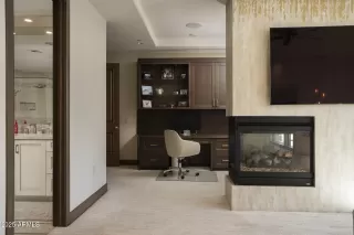 Photo #5: 6946591 Listing 