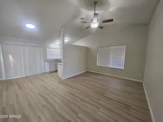 Photo #2: 6946782 Listing