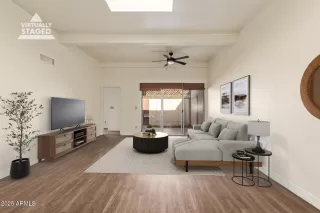 Photo #6: 6946956 Listing