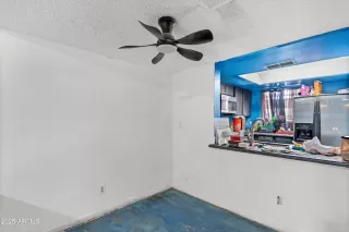 Photo #6: 6947059 Listing 