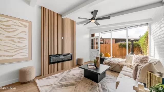 MLS: 6947145 Condo For Sale