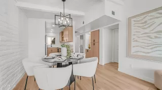 Photo #3: 6947145 Listing