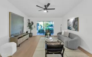 Photo #2: 6947158 Listing