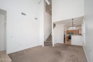 Photo #6: 6947219 Listing