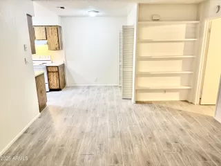 Photo #1: 6947283 Listing