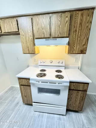 Photo #6: 6947283 Listing