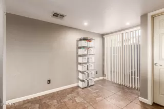 Photo #5: 6947348 Listing 