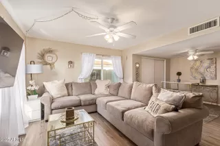 Photo #2: 6947360 Listing 