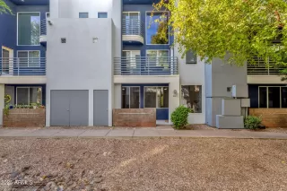 Photo #2: 6947404 Listing 