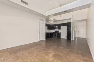 Photo #5: 6947476 Listing