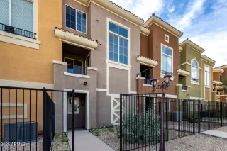 Photo #2: 6947481 Listing