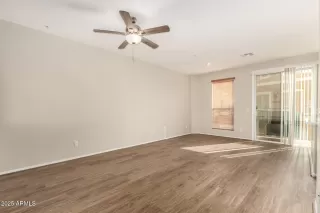 Photo #5: 6947481 Listing