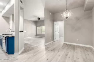 Photo #3: 6947528 Listing