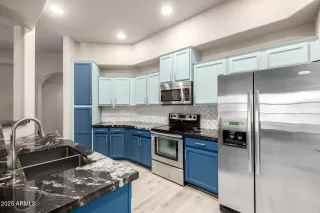 Photo #4: 6947528 Listing