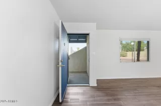 Photo #4: 6947534 Listing 